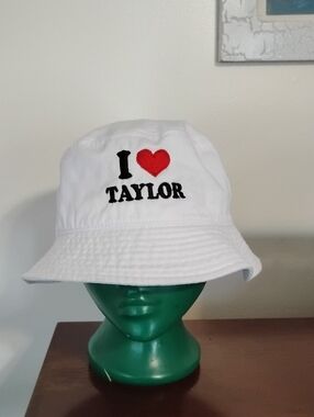 I Love Taylor Bucket hat